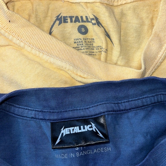 Metallica Set of 2 Multicolor Short Sleeve Shirts Men Size Small - Picture 5 of 6